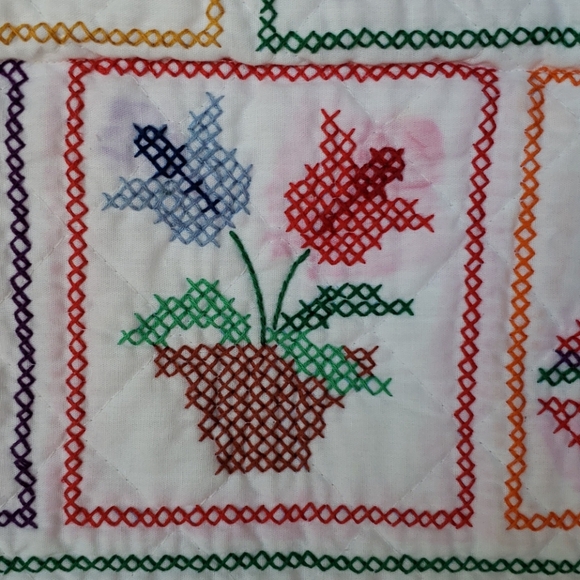 Vintage Cross Stitch Quilt. Baby Blanket. Alphabet - Picture 10 of 17